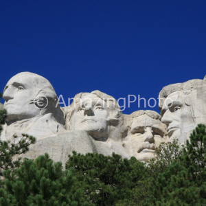 4人の大統領の彫刻